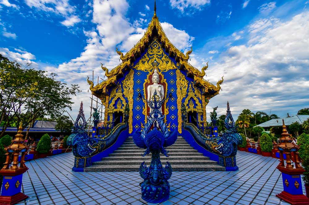 Blue Temple - Anurak Sirithep in Chang Rai